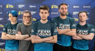 Dota 2 Sazka eLEAGUE: Uspěli Hippomaniacs a Team Young. Zahrají si o slot na For Games