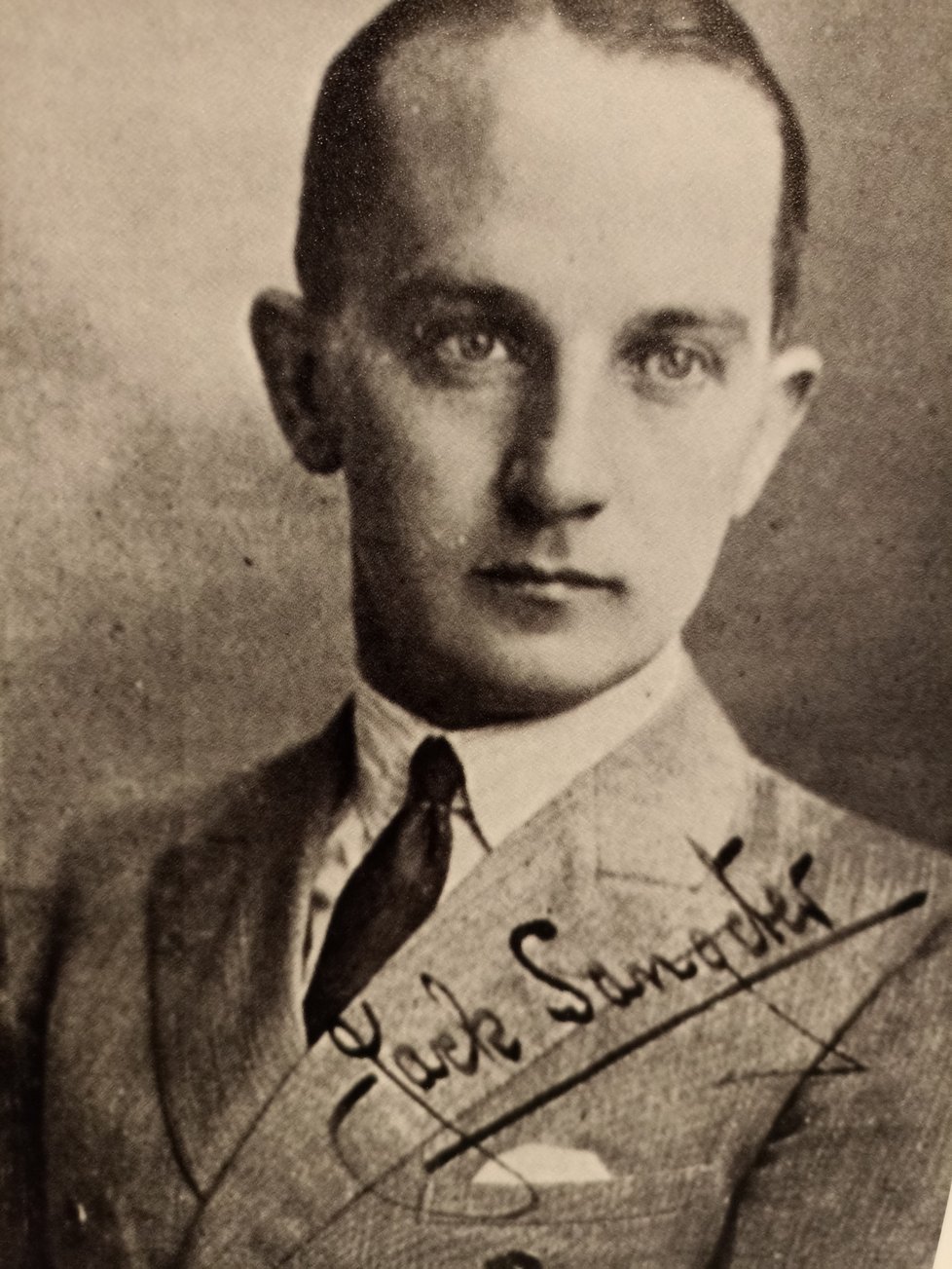 Jack Sangster, který po 1.světové válce ve firmě rozjel naplno výrobu motocyklů.