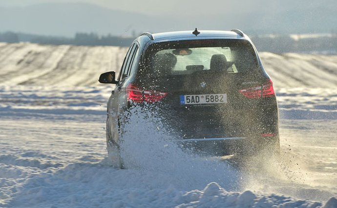 Auto a mráz: Jak se připravit na teploty pod nulou?