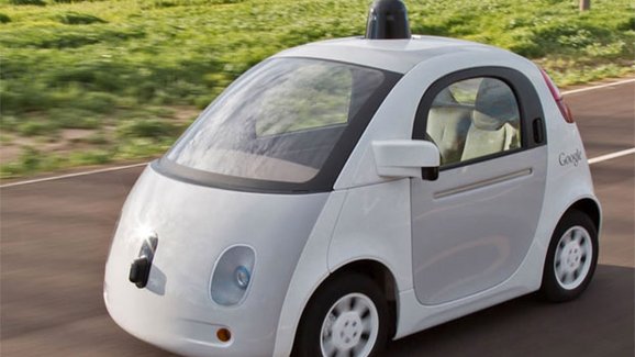 Autonomní automobilové prototypy vykazují tisíce poruch