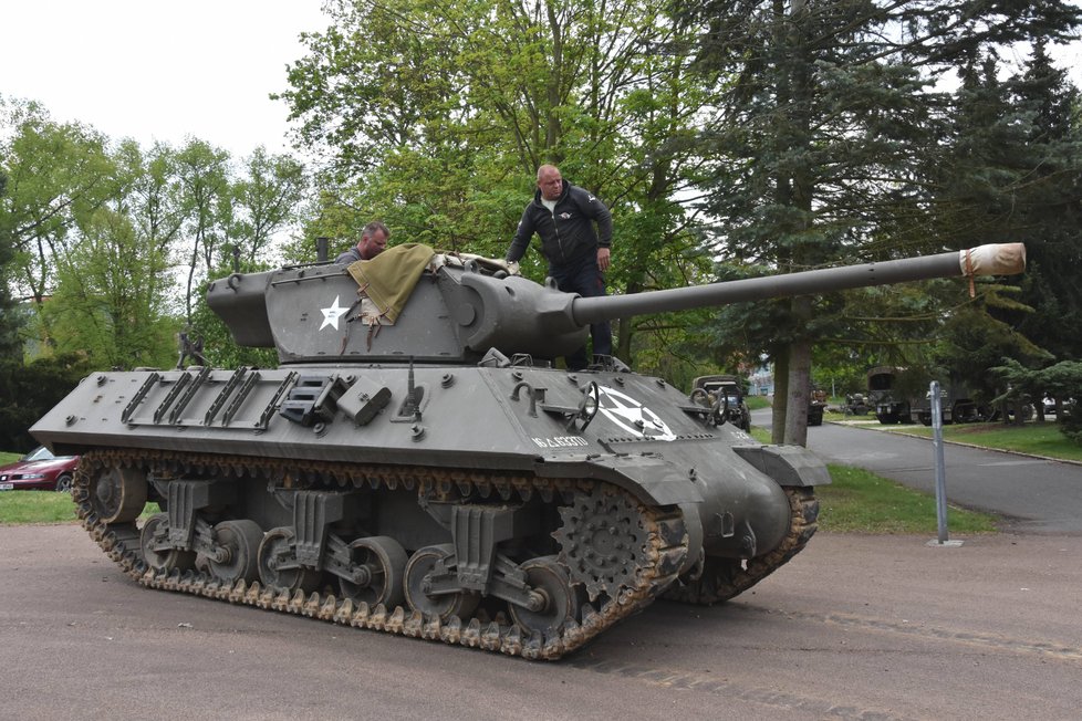 Stíhač tanků M36 Jackson.