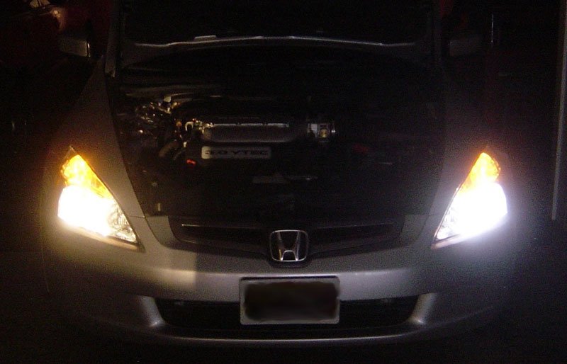 Světlomety HID vozu Honda S2000