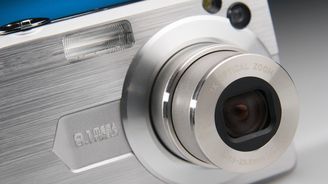 Smartphony devastují trh s fotoaparáty