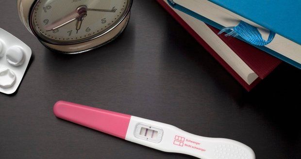 Muž si udělal z legrace těhotenský test a ten mu vyšel pozitivně
