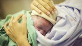 Strach z porodu: Je řešením psycholog, nebo císařský řez? 