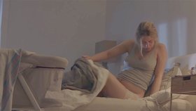 No fuj, žena po porodu! Reklama, která se nesměla objevit v přenosu z Oscarů 