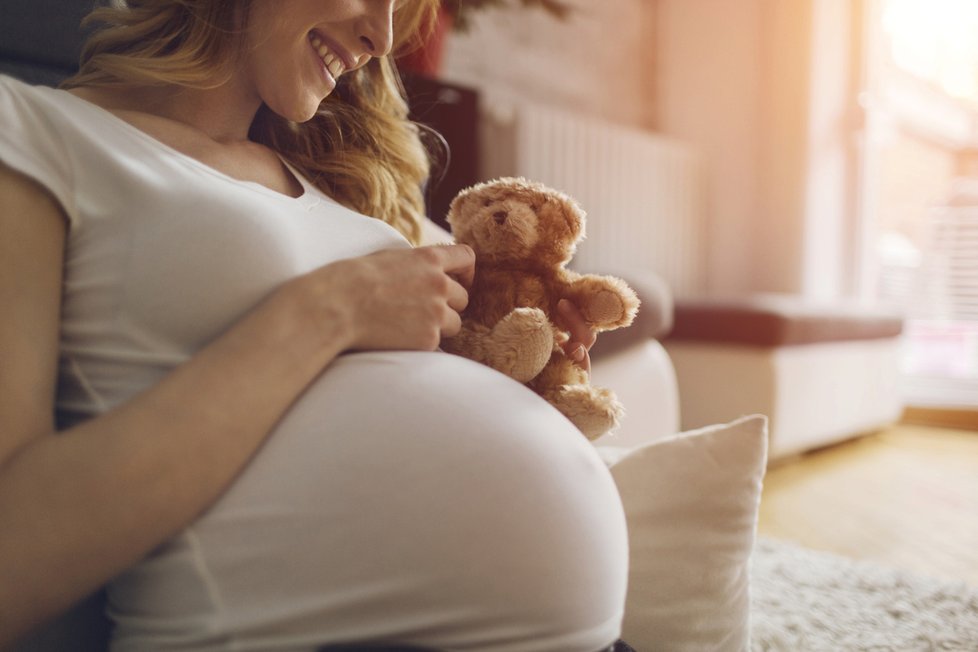 Stoupá počet samovolných potratů: Může za to věk žen, ale i mužů, říká odborník.