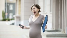 Komunikace s úřady byla tím nejhorším zážitkem v těhotenství.
