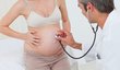 Těhotné ženě v Hradci mylně oznámili, že její dítě bude pravděpodobně postižené. (Ilustrační foto)