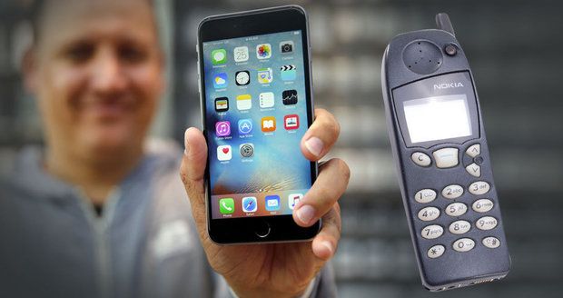 Chytré telefony potřebují podle průzkumu mnohem silnější signál než klasické staré mobily.