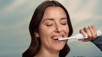 Ústní wellness rozzáří váš úsměv. Navíc podpoří zdraví celého těla i duševní pohodu Ústní wellness rozzáří váš úsměv. Navíc podpoří zdraví celého těla i duševní pohodu