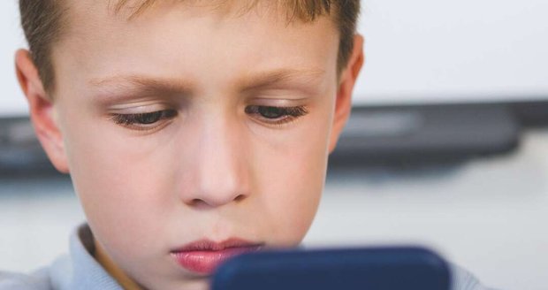 Jaký telefon doporučují v Planeu pro školáka?