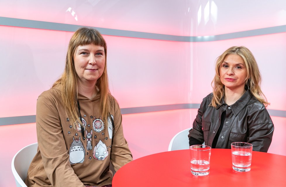 Silvia Klasová (vlevo) a Simona Matásková ve Studiu Blesku