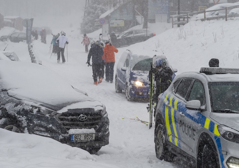 Skiareál Telnice chtěl v sobotu 23. 1. 2021 otevřít, zatrhla to ale policie.