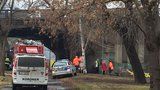 Pod Hlávkovým mostem uhořel člověk: Jeho tělo při zásahu objevili hasiči 