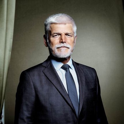 Prezident Pavel: S Babišem válku nevedu, ale pouhým kladečem věnců nikdy nebudu Prezident Pavel: S Babišem válku nevedu, ale pouhým kladečem věnců nikdy nebudu