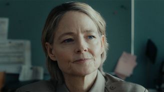Jodie Foster mrzne na Aljašce ve čtvrté řadě Temného případu. Dramatický trailer už je venku