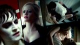 Trailer: Johnny Depp v roli upíra svádí Evu Green