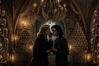 Recenze: Ve Velké Británii panuje totalita, Praha je ostrůvek svobody