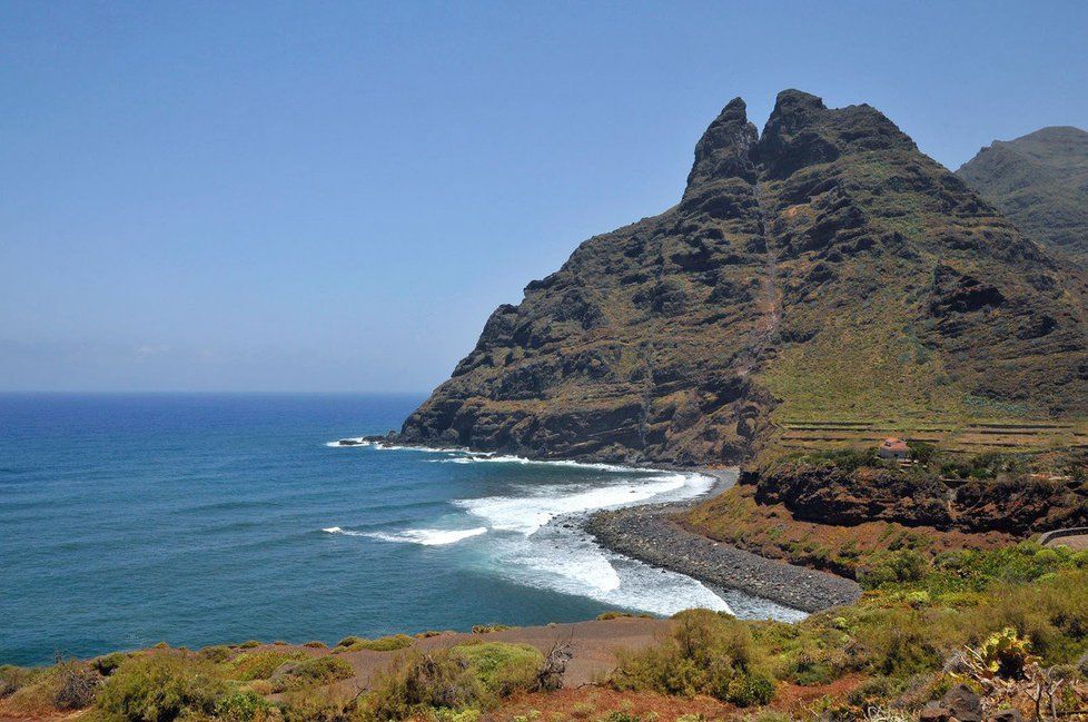 Tenerife je oblíbeným turistickým rájem, za mořem sem často jezdí i Češi