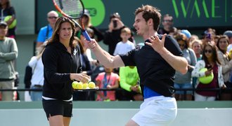 Po Lendlovi končí i Mauresmová. Andy Murray hledá nového trenéra