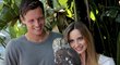 Tomáš Berdych s přítelkyní Ester Sátorovou si v Melbourne prohlédli sovu pěkně zblízka