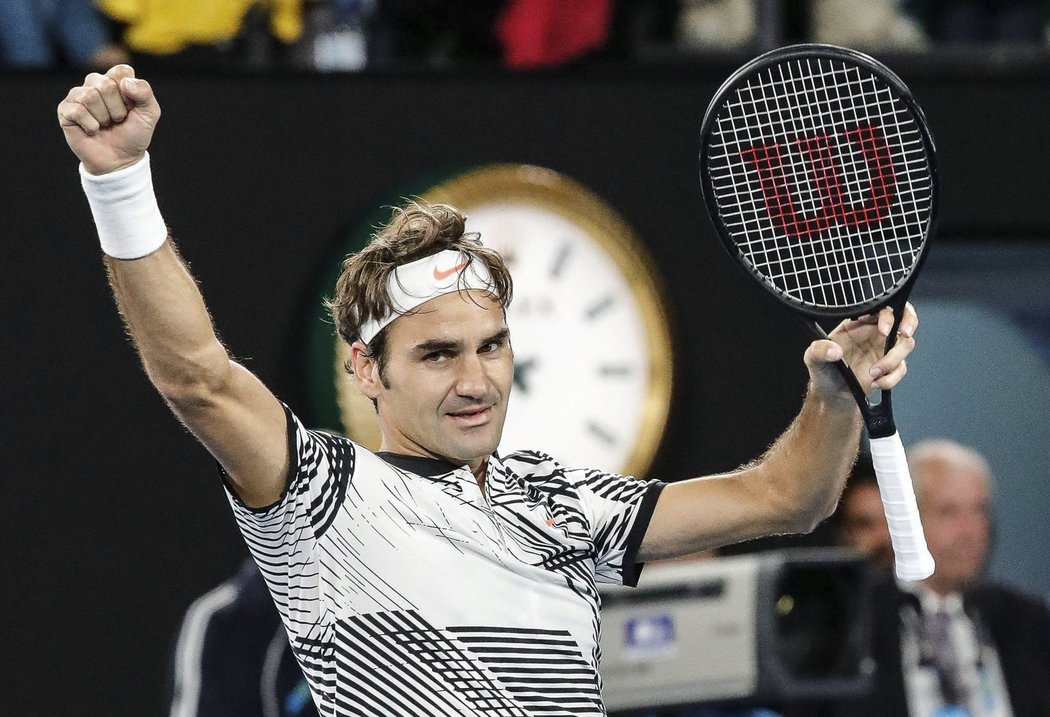 Jsem tam! Roger Federer postoupil do finále Australian Open.