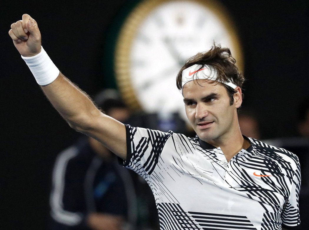 Roger Federer slaví postup do finále Australian Open