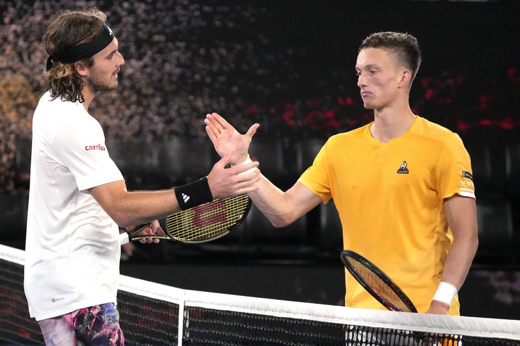 Tenista Jiří Lehečka do semifinále grandslamového Australian Open nepostoupil, zastavil ho Stefanos Tsitsipas