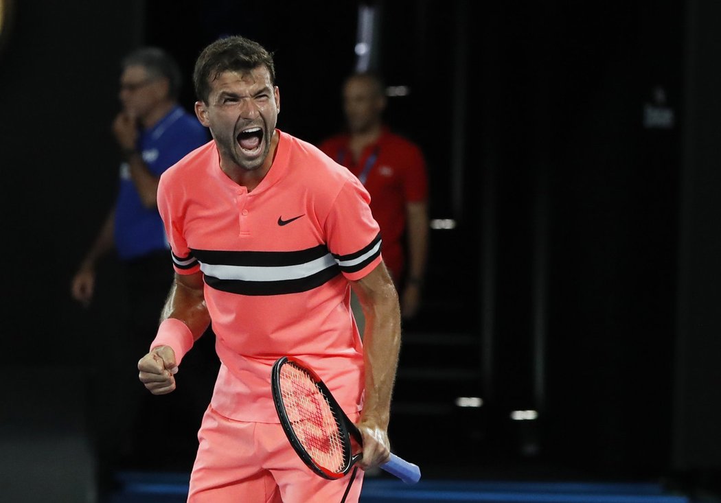 Grigor Dimitrov útočil na své soupeře v růžovém.