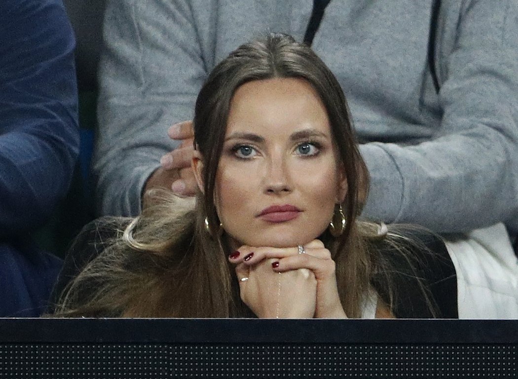 Zápas proti Rogeru Federerovi sledovala i Berdychova manželka Ester