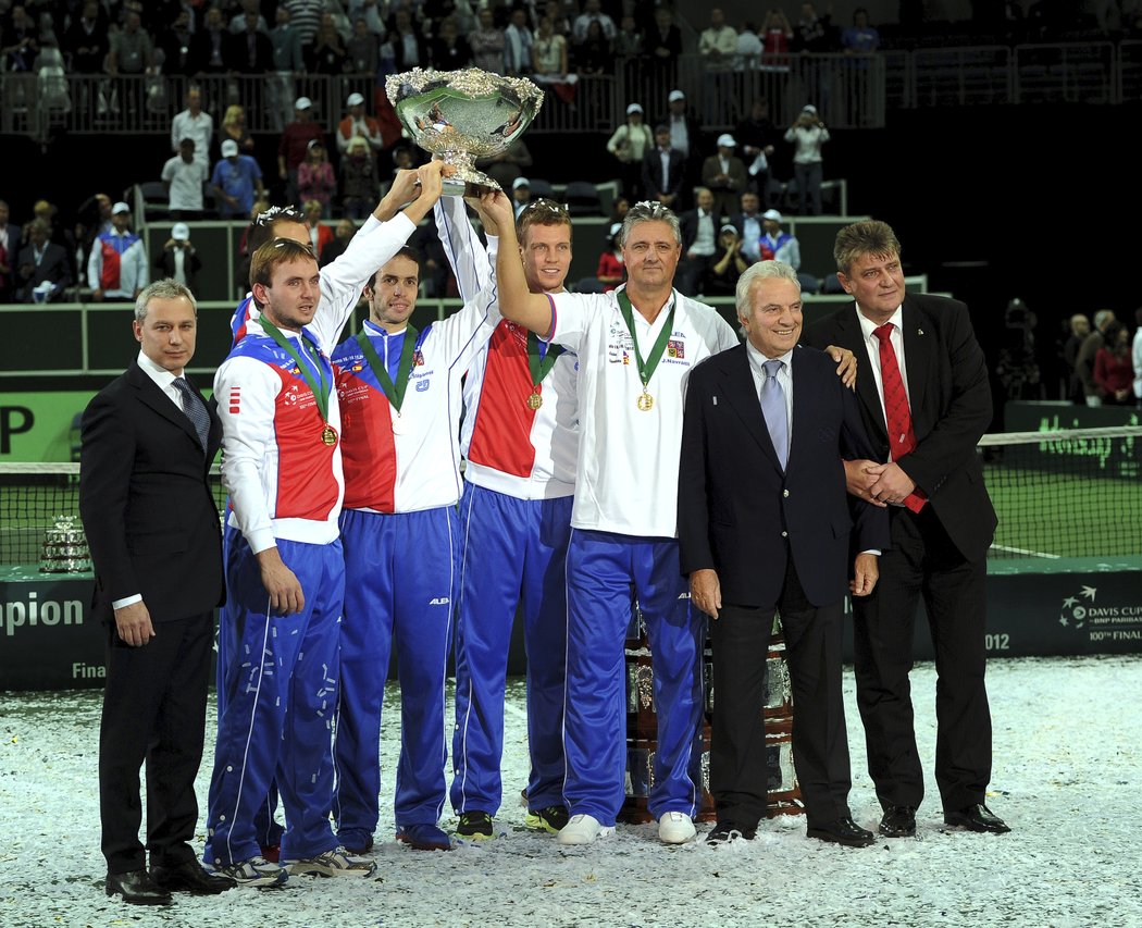 Proti změnám v Davis Cupu se staví šéf českého tenisu Ivo Kaderka i jeho dvojnásobný vítěz Radek Štěpánek