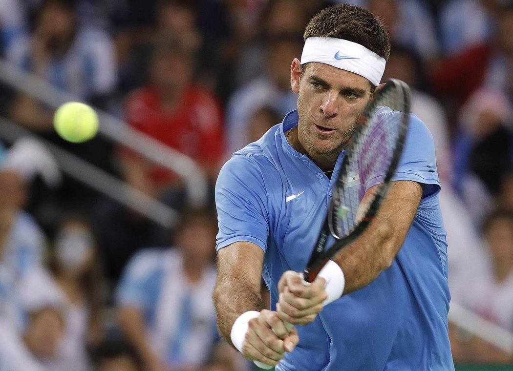 Juan Martin del Potro returnuje Čiličův servis