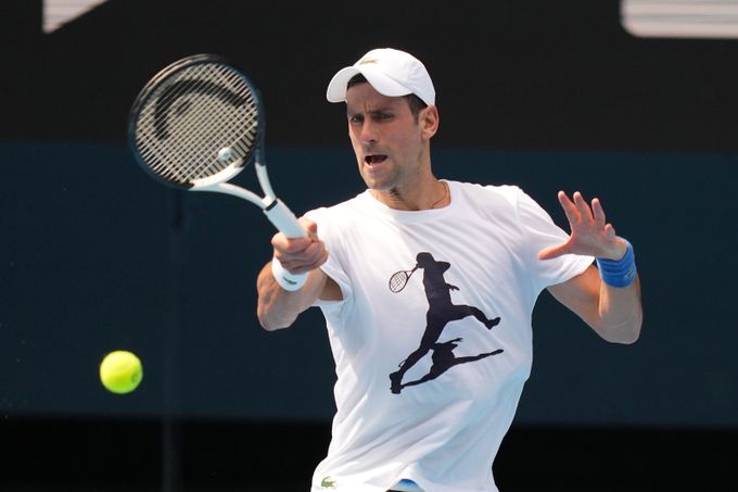 Djokovič čelí novému nařčení: Pozitivní test má falešné datum? Djokovič čelí novému nařčení: Pozitivní test má falešné datum?