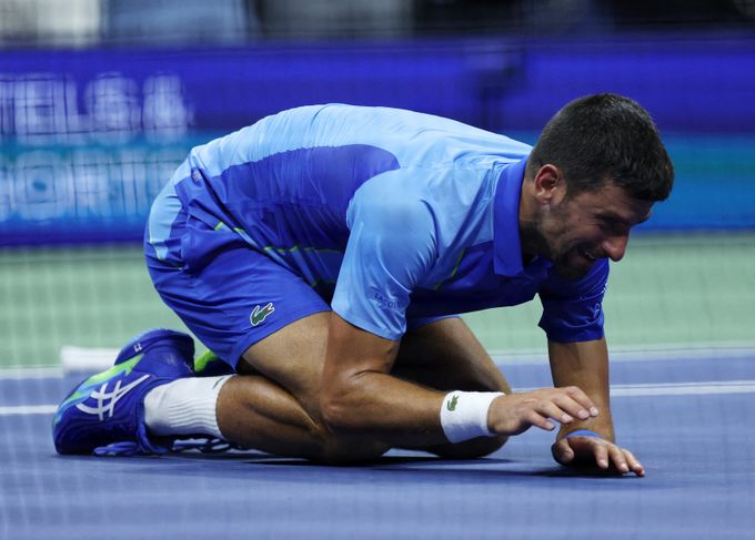 Titán Djoker na metě 24: O prohraném Wimbledonu nikdy nepromluvil Titán Djoker na metě 24: O prohraném Wimbledonu nikdy nepromluvil
