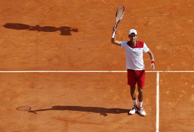 Djokovičova dřina. Proti Čoričovi proměnil až desátý mečbol, čeká ho Thiem Djokovičova dřina. Proti Čoričovi proměnil až desátý mečbol, čeká ho Thiem