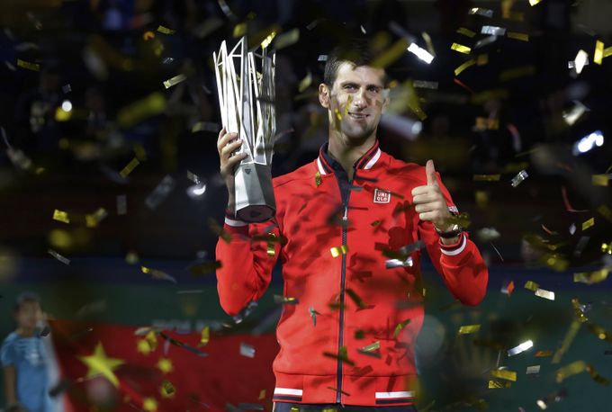 Hraju nejlepší tenis v životě. A vůbec nejsem unavený, žasne Djokovič Hraju nejlepší tenis v životě. A vůbec nejsem unavený, žasne Djokovič