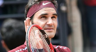 Konec velké série. Federera dál trápí záda, nebude hrát na French Open