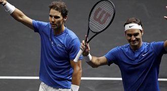 Hvězdy slaví! Federer s Nadalem ovládli čtyřhru, Evropa - Svět 9:3