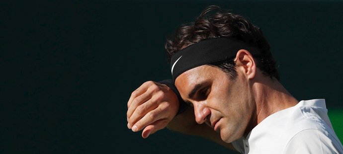 Tenista Roger Federer řeší miliardovou sponzorskou smlouvu. Možná přijde o svoji značku RF!