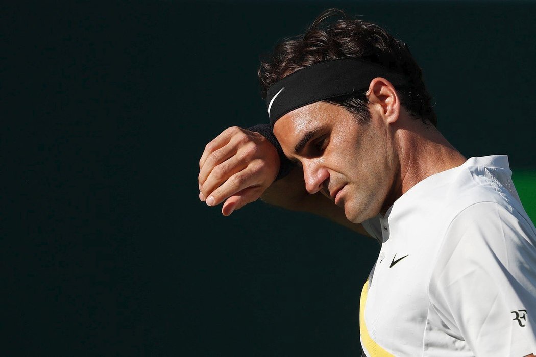 Tenista Roger Federer řeší miliardovou sponzorskou smlouvu. Možná přijde o svoji značku RF!