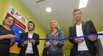 Berdych a Kvitová otevřeli kliniku pro sportovce: Pomůže i nám!