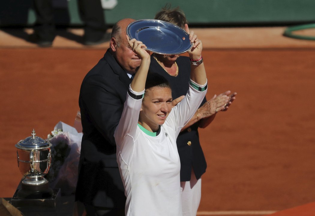 Simone Halepová ani napodruhé titul z French Open nezískala