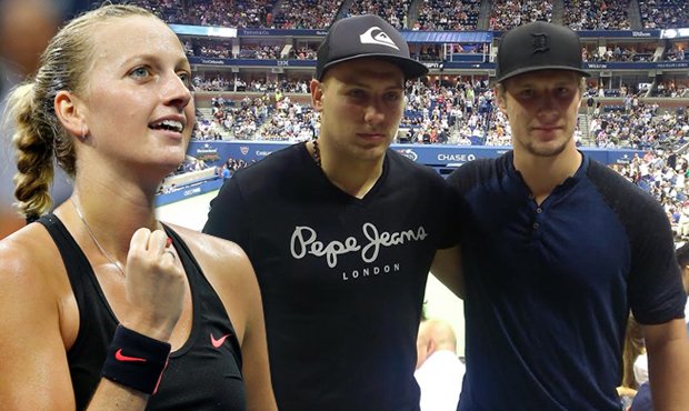 Petře Kvitové fandili na US Open také hokejisté Pavel Zacha a Vojtěch Mozík