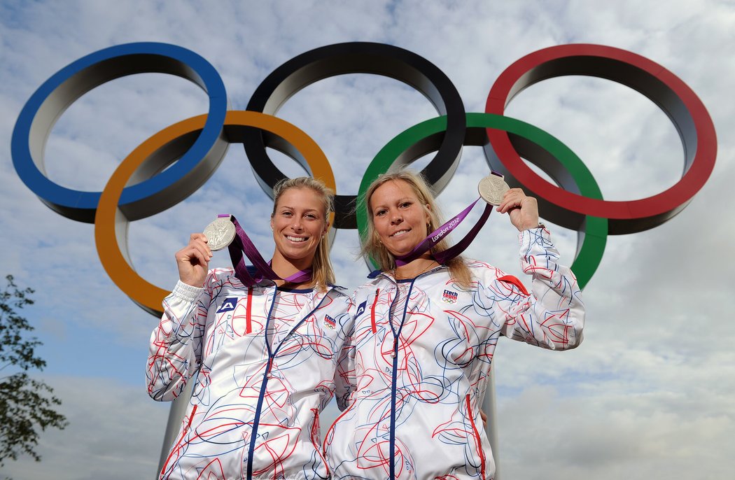 Stříbrné tenistky Andrea Hlaváčková a Lucie Hradecká na olympiádě v Londýně
