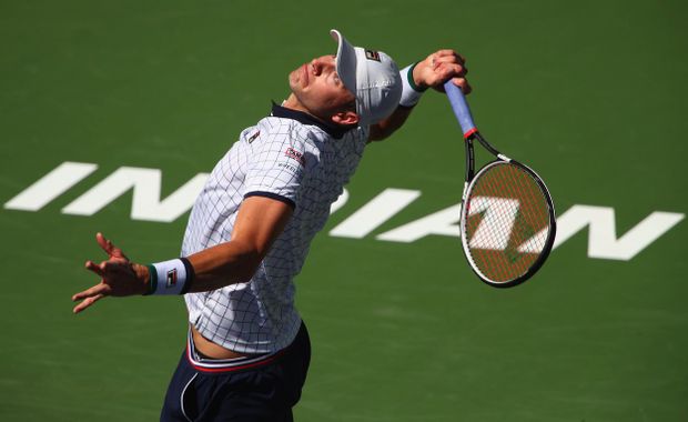 John Isner patří k nejlépe podávajícím hráčům planety John Isner patří k nejlépe podávajícím hráčům planety
