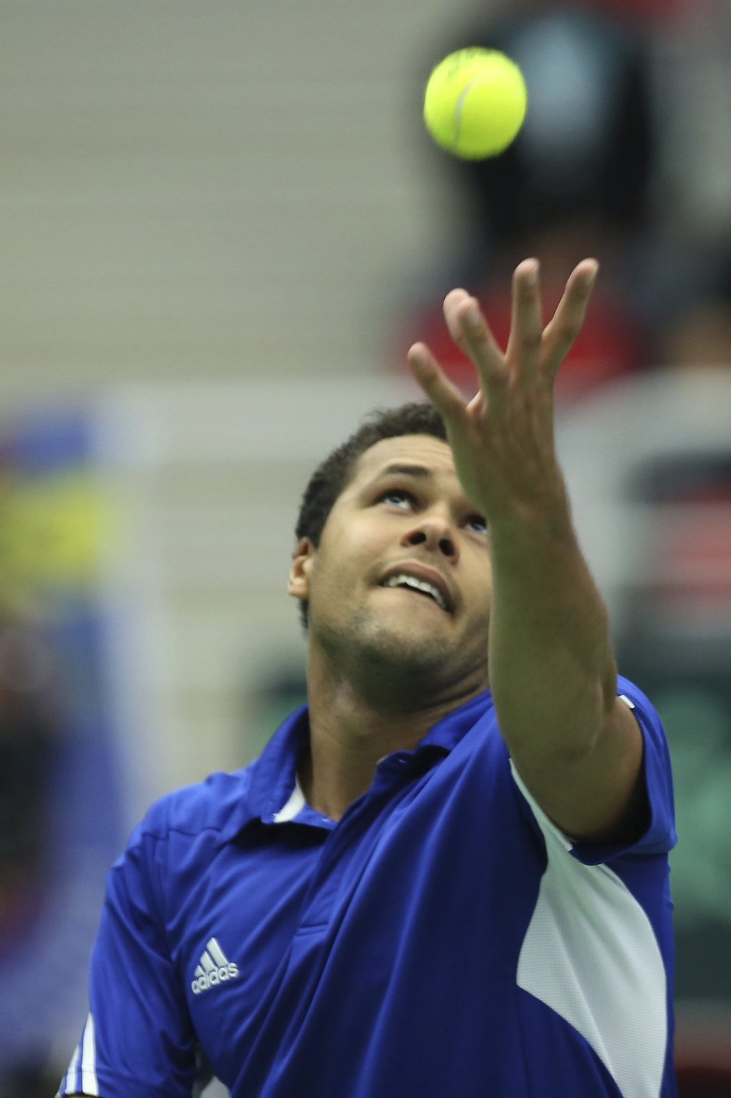 Jo-Wilfried Tsonga na podání