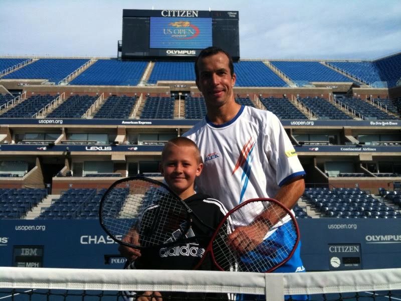 Sebastian Korda si jako devítiletý zahrál na newyorském centrkurtu s Radkem Štěpánkem