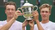 Jiří Lehečka a Jonáš Forejtek vyhráli juniorskou čtyřhru ve Wimbledonu