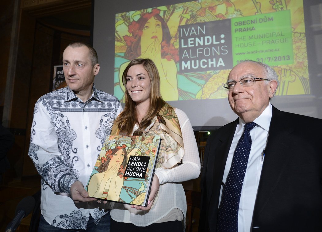 Richard Fuxa, Marika Lendl a Jack Rennert. Sestava, která má na výstavě velký podíl.